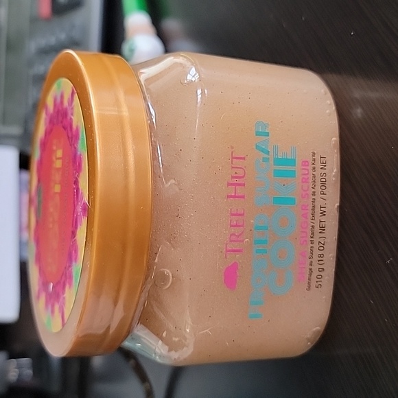 tree hut Bath & Body Tree Hut Frosted Sugar Cookie Scrub Nwt Poshmark